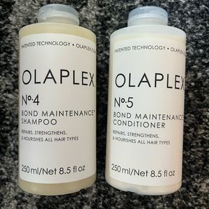 Sealed Olaplex Shampoo #4 and Conditioner #5 from Manufacturer